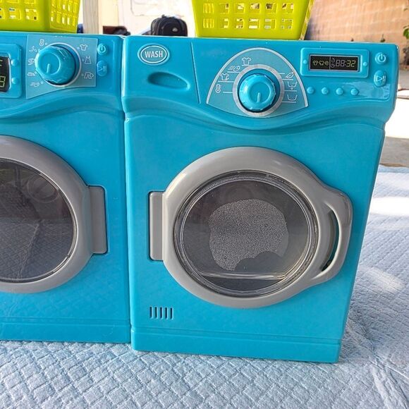 My Life As Laundry Room Washer And Dryer Playset - Picture 12 of 17